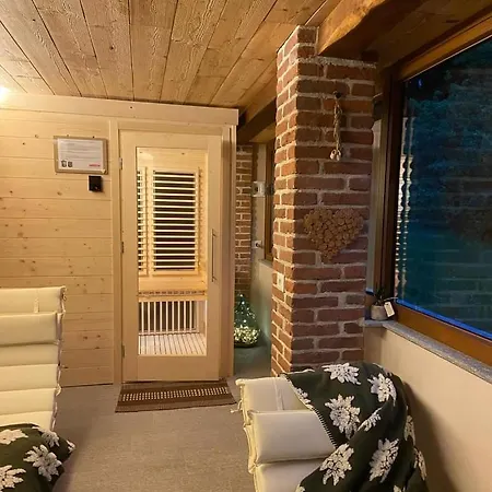 Σαλέ Il Nocciolo Di Daisy Graglia